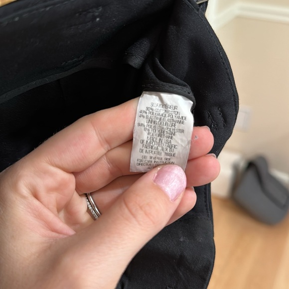 Black Theory Cropped Pants in Excellent Condition - Picture 4 of 10